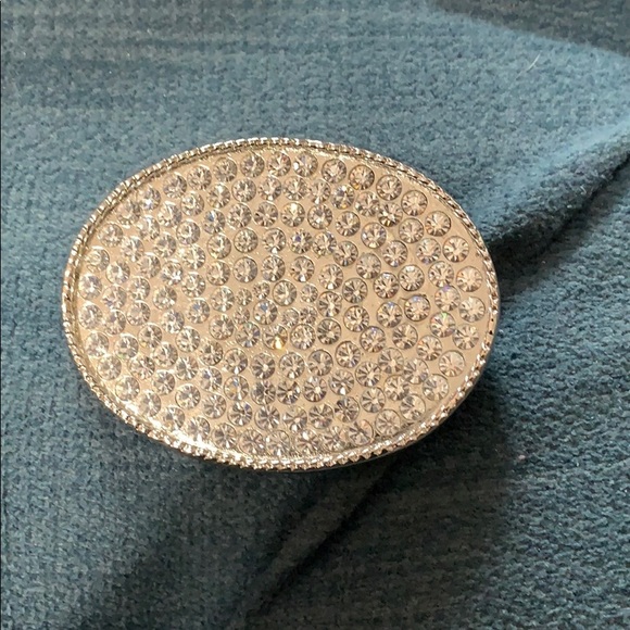 Leather Belt w three changeable rhinestone buckles - Picture 3 of 7